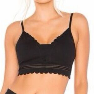 Free People Movement  Black Scalloped Lace Bralette Sz M